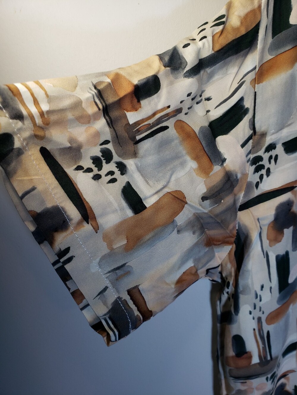 Above Man Shirt Mens Large L Abstract Paint Stroke Short Sleeve Button Up - Picture 9 of 15